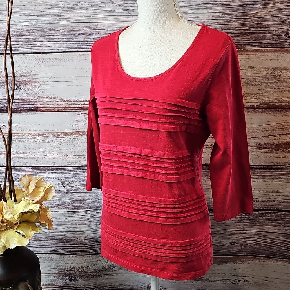 NEW CHRISTOPHER & BANKS RED PINTUCK PLEATED 3/4 SLEEVE PULLOVER TOP TUNIC